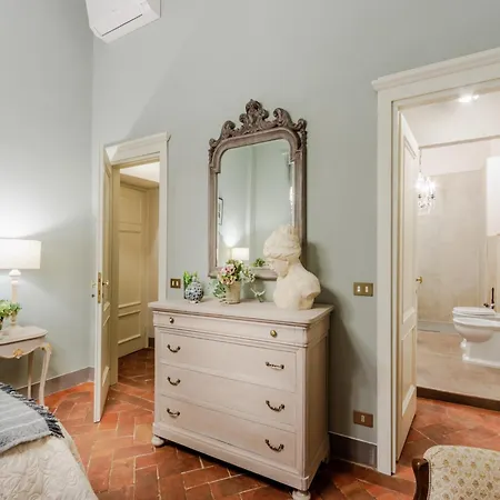 Panoramic Living In The Heart Of Lucca