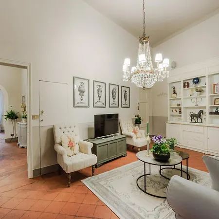 Apartamento Panoramic Living In The Heart Of