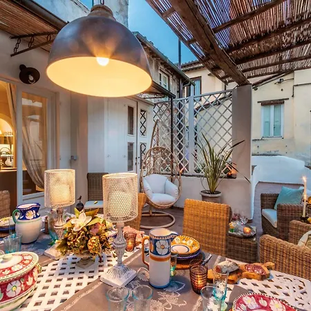 Panoramic Living In The Heart Of Apartment *
