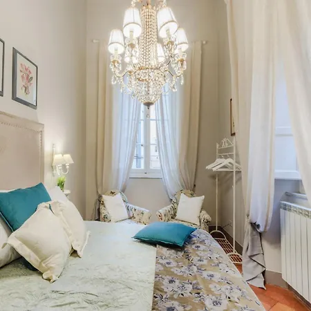 Panoramic Living In The Heart Of Lucca